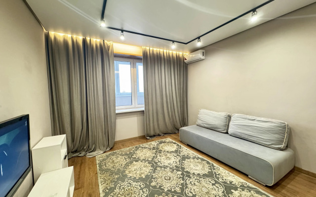 Na Ulitse Levy Bereg Reki Oki 113 Flat