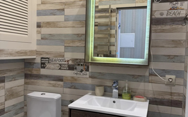 Квартира 471 Сдаётся Посуточно Студия с Отдельным Входом Жк Лазурный