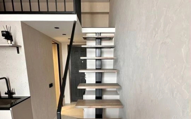 Dizaynerskaya Dvukhurovnevaya S Vidom Na More Flat