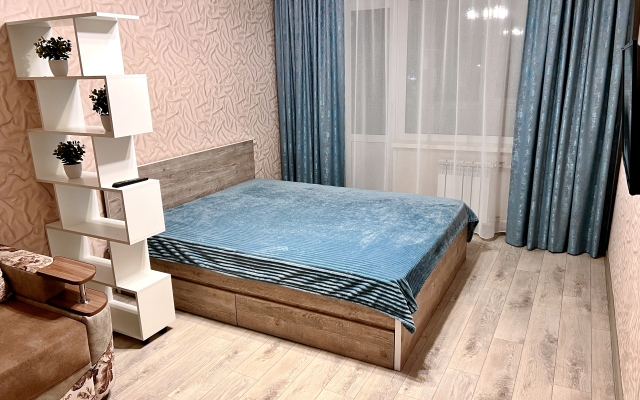 Sutki Kak Doma Na Botanicheskoy 51 Flat