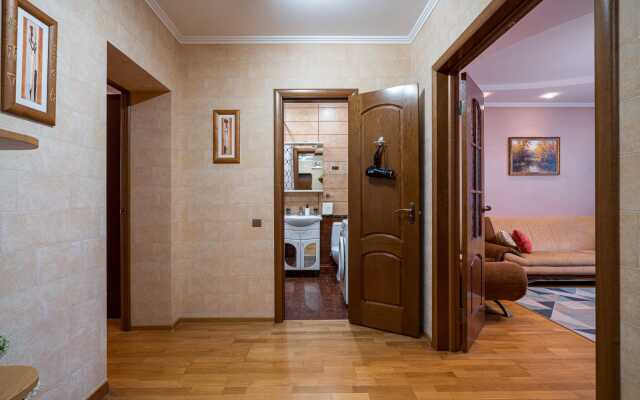 two-room in Amalienau Apartments