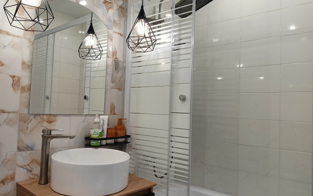 Квартира Прекрасная 1 комн квартира в ЖК Матросов