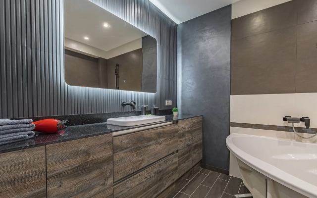 Квартира с панорамным видом и дизайнерским ремонтом