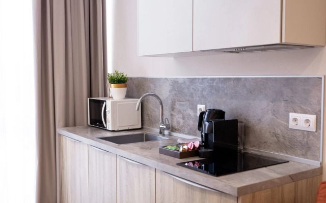 Апартаменты Уютная студия в отеле Mirror