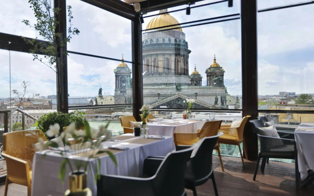 Отель SO/ Saint Petersburg