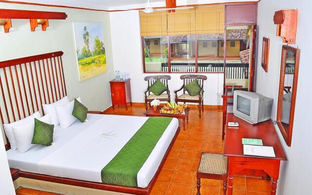 Club Koggala Village Hotel