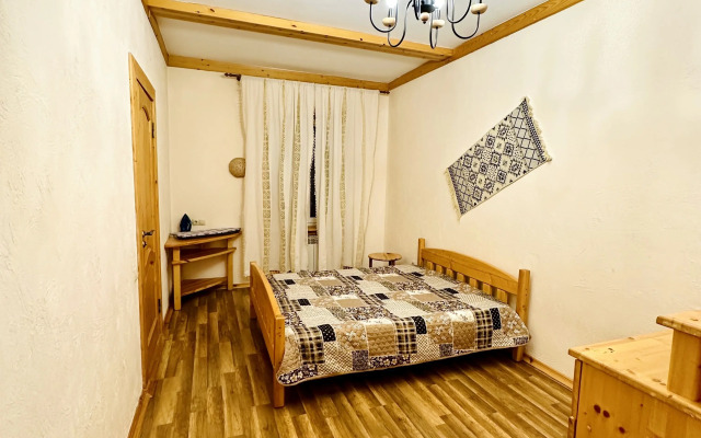 Na Alanskoy, 25 "shale" Flat