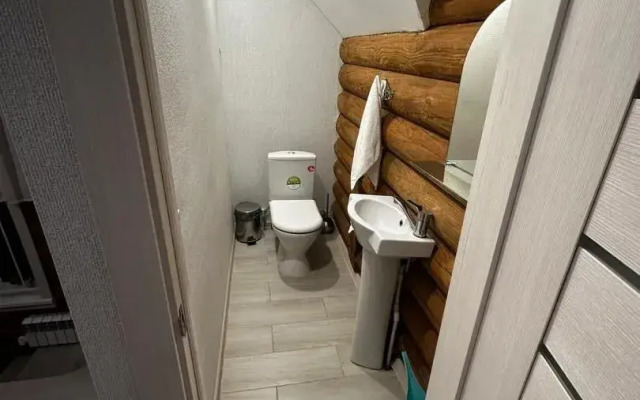 Lesnoy Privat House