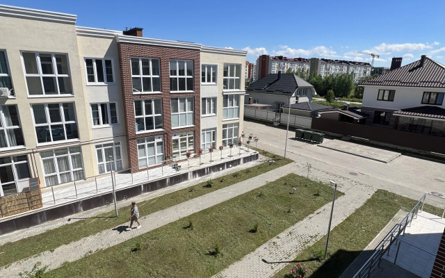 Na Poberezhye Baltiyskogo Morya Flat