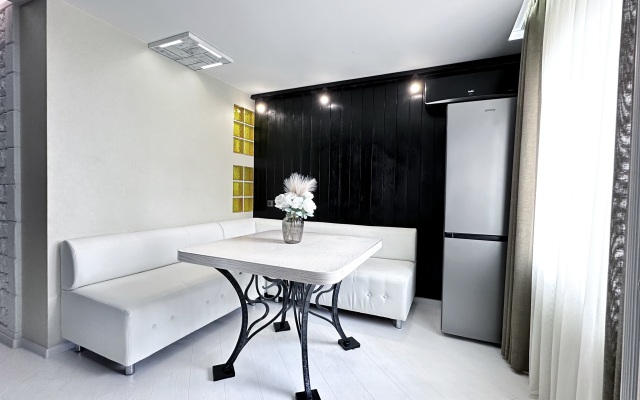 Квартира Трехкомнатная квартира люкс