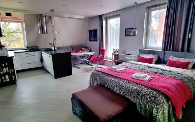 Апартаменты-Студия с балконом