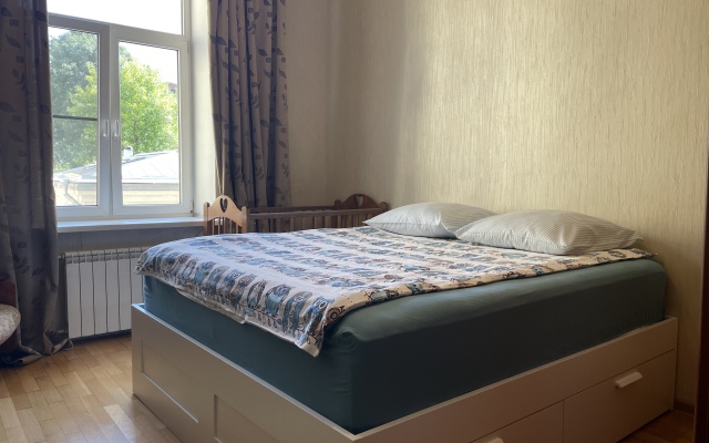 U Kazanskogo Sobora I Doma Zingera Apartments