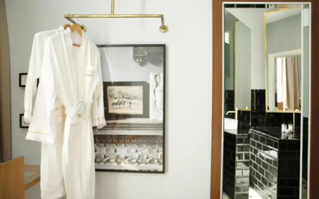 Отель Bazaar Inn