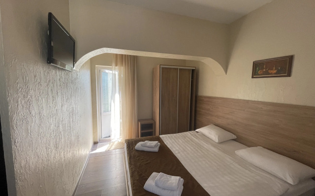 ArLian Lazarevskoe Guest House