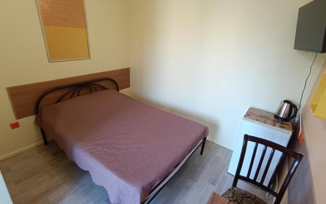 Vinogradny Dvorik Guest House