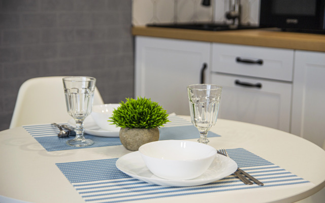 Sovremennaya Studiya Ryadom S Parkom Yunnatov Apartments