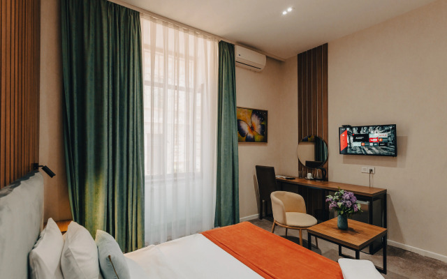 Seven Baku Hotel