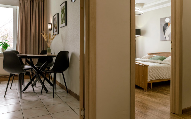 Апартаменты Двухкомнатные на Ленинградской 72