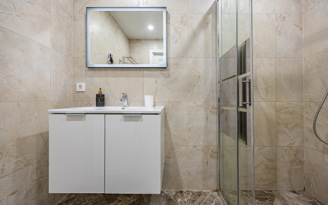 Sikarnye apartamenty na Bul'vare Pobedy
