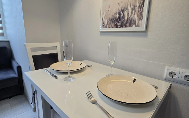 Uyutnaya Dvukhkomnatnaya V Tsentre Goroda Flat