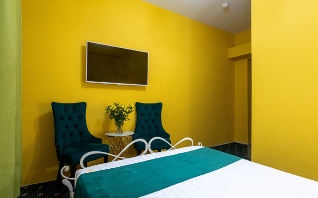 Sova Na Profsoyuznoy Hotel