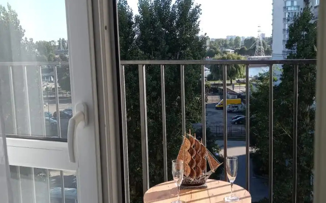 Yantarny Gorizont Flat