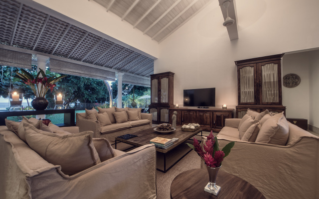 Taru Villas Mawella