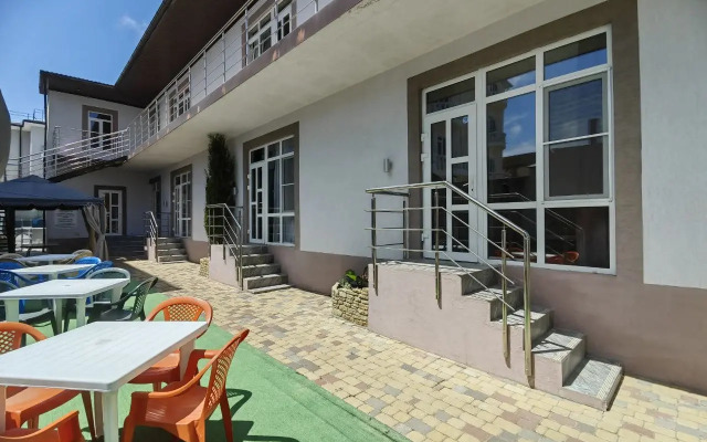 Na Peschanoy 23 Guest House