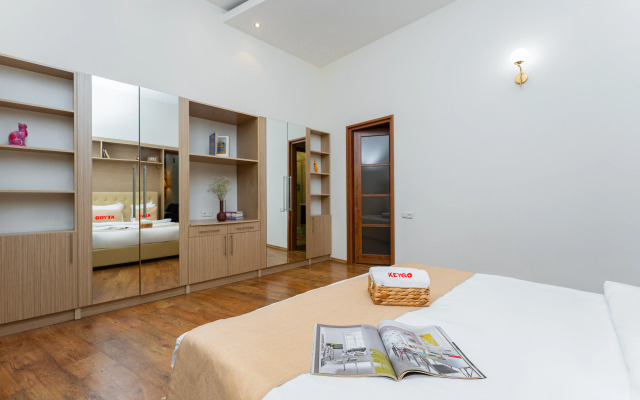 KeyGo #0159, 1 Bedroom, Balcony ,City Center Apartments