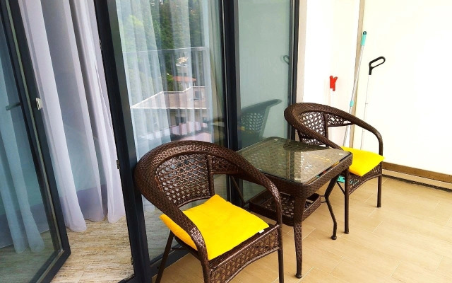 U Morya S Basseynom Apartments
