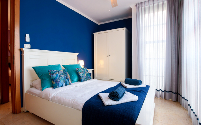 Penthouse & Jacuzzi In Neve Tzedek By Feelhome Apartments