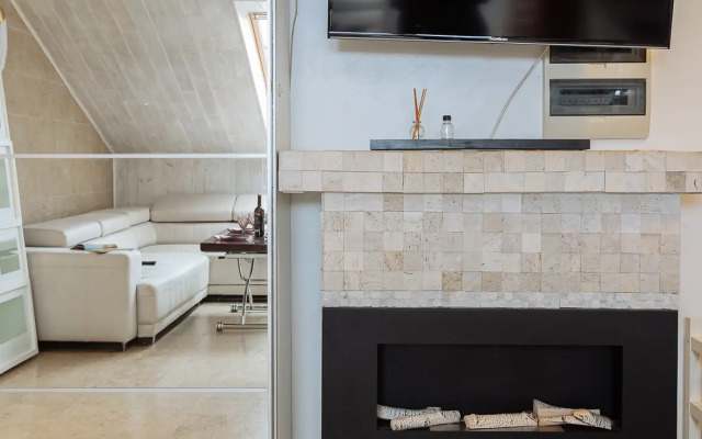 V Samom Tsentre Kurortnogo Zelenogradska Flat