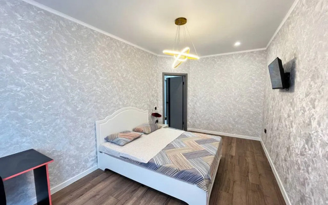 Na Ulitse Borisa Slyusarya 23s2 V Zhk Levobepezhye Flat