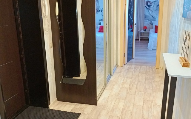 Uyutnye V Vysotke Na Universitetskom Apartments