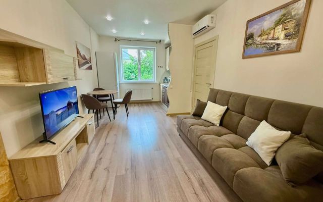 Квартира Уютная двушка-студия в доме бизнес класса