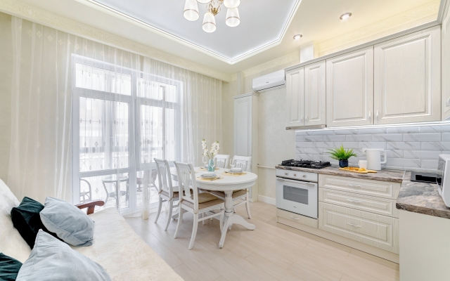 Kristal Apartments