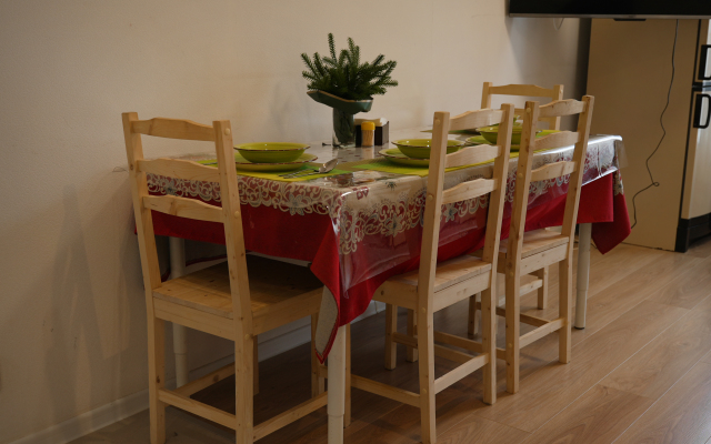 Pyat Zvezd Flat