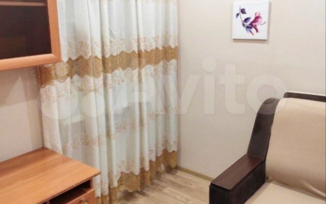 Двухкомнатная квартира на улице Марата 6