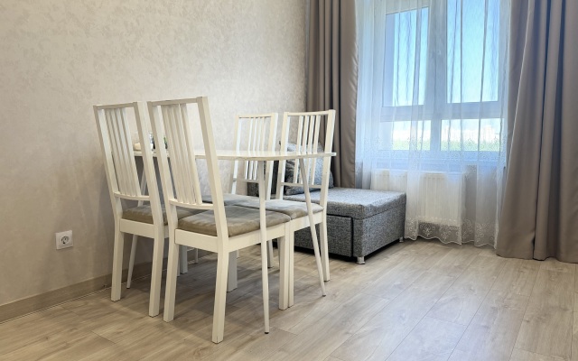 Квартира Двухкомнатная на Созидателей 7