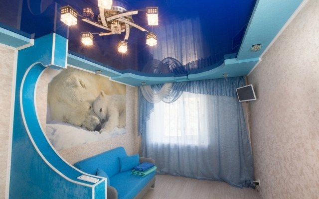 Na Parizhskoy Kommuny 23 Flat