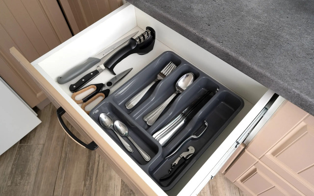 Red Apartments Art Layt Siti Bronte Apartments