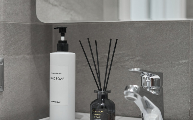 Sochi-Tsentr Studiya S Basseynom Na Kryshe. Zhk Metropol Apartments