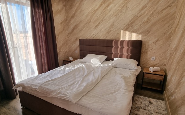 N1 Chetyre Sezona Guest house