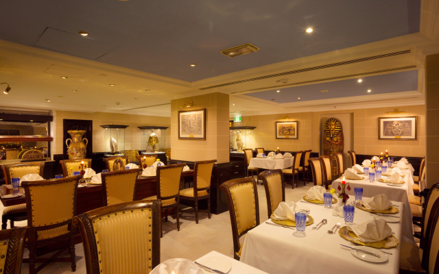 Arabian Courtyard Hotel & Spa