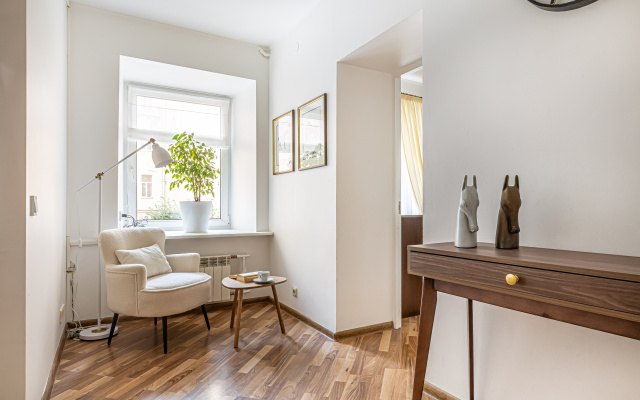 Апартаменты Deluxe Apartment Конюшенная