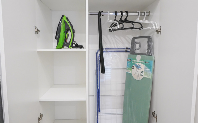 Квартира Стильная новая 2-комнатная студия