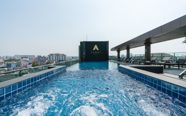 Acqua Hotel Pattaya