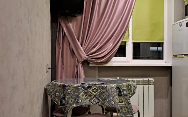 Na Ulitse Putevaya 8b Flat