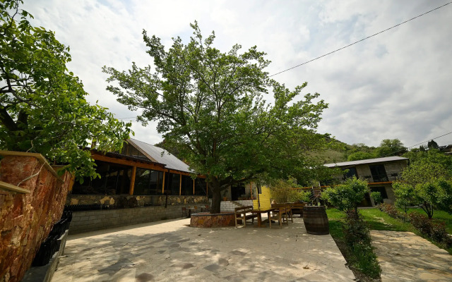 Areni Wine Art Hotel