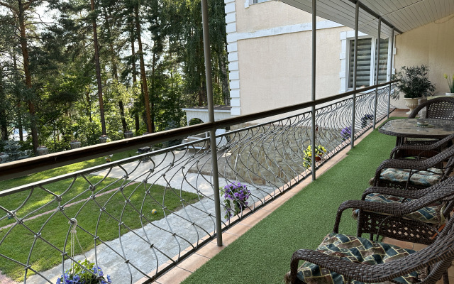 Lesnaya Skazka Guest House